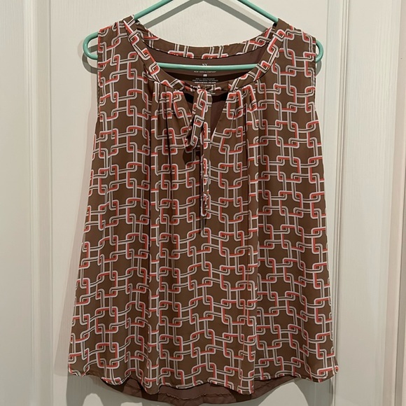 New York and Company Top - Picture 1 of 3